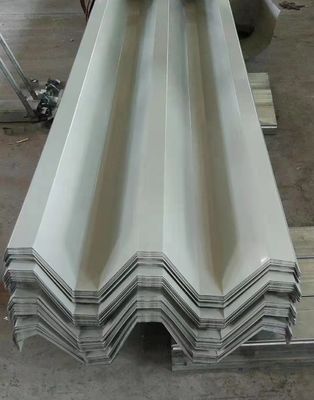 20-275 g/m2 recubrimiento de zinc competitivo de metal galvanizado acero corrugado de la cubierta de la hoja para el servicio competitivo y flexión