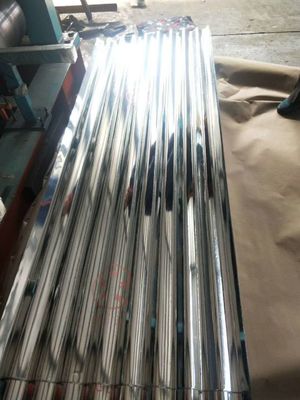 Plancha de acero metálico corrugado de la norma BS GI para ser competitiva en materiales de construcción metálicos