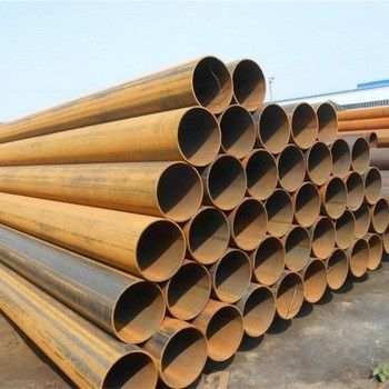 Tubo de acero soldado de costura recta con espesor nominal de pared de 2-6 mm Tolerancia ± 1% Forma de sección redonda