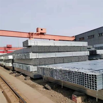 Tubos y tubos de acero galvanizados cuadrados y rectangulares para edificios industriales de invernaderos con tolerancia de grado primario Q235 ± 1%