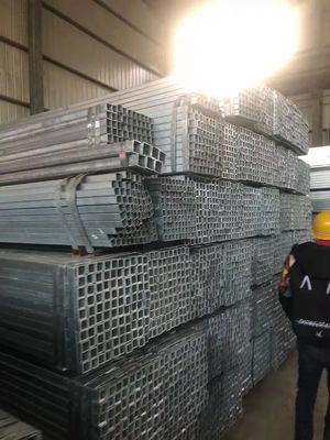 1.5x1.5 pulgadas Cuadrado rectángulo hueco tubo de hierro soldado negro tubo cuadrado galvanizado para herramientas pequeñas Proceso de fabricación