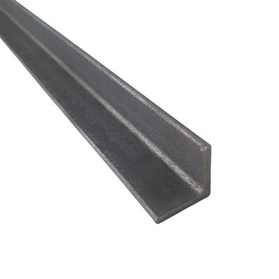 Tamaño de la viga de acero Ángulo estructural de hierro de acero 50x50x5mm Acero suave laminado en caliente Material de construcción longitud como su requisito