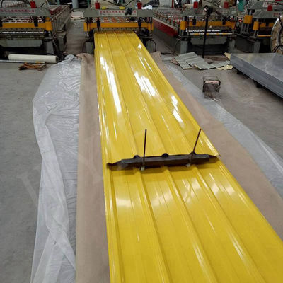 ± 1% Tolerancia Súper anticorrosión 0,12 mm 0,17 mm 0,3 mm PPGI Ral Color Coated Prepaint Galvanized Corrugated Hoja de techo
