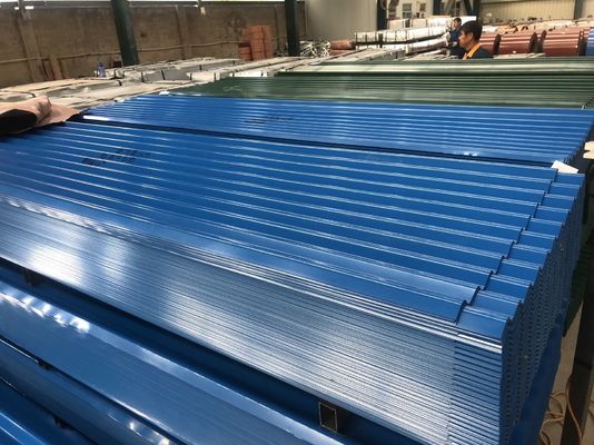 Precios de hojas de techo PPGI duras prepintadas onduladas galvanizadas metal perforado para sus necesidades