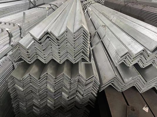 40x5mm 6m 12m ASTM A36 Q235 GB 20x4mm Barras de acero laminado en caliente de ángulo para barras de acero ángel Superficie de acero suave