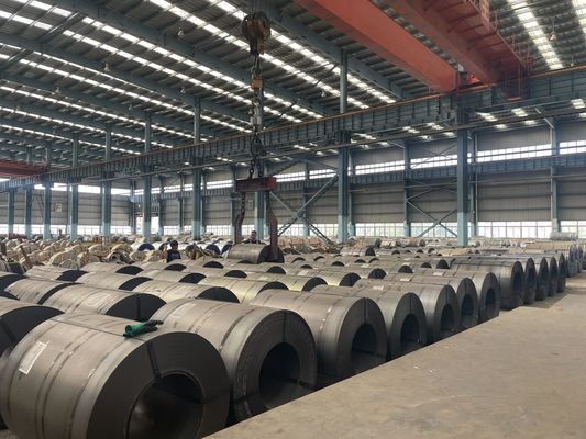 Resistente al desgaste Q235 Q195A SPCC ST12-15 bobinas laminadas en caliente de acero al carbono con superficie negra y longitud según su solicitud