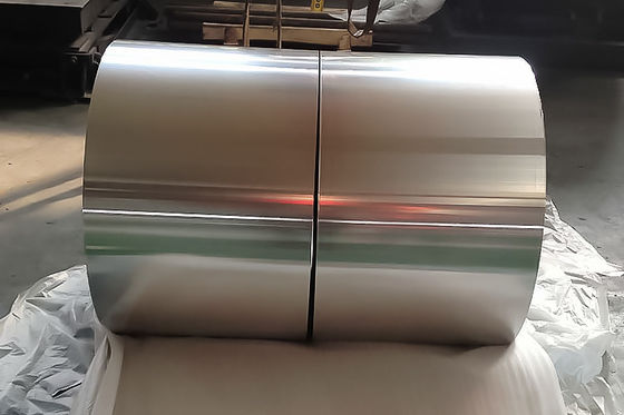 1050 3003 5052 6061 en relieve Grados de 0,3 mm a 3,0 mm espesores bobinas de aluminio con color personalizado