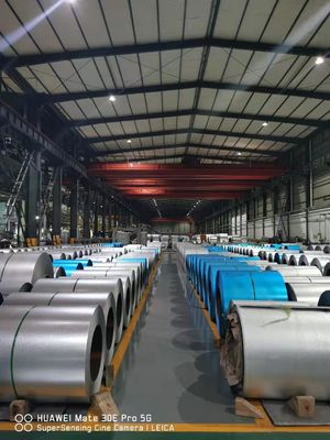 Envase de acero revestido con galvanizado para bobinas galvanizadas en caliente Hojas de techos metálicas Materiales de construcción Zinc aluminizado