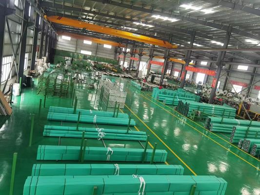 Línea de soldadura de ERW Tipo 304 304L 316 316L Tubo de acero inoxidable sin costura con acabado de superficie TSHS