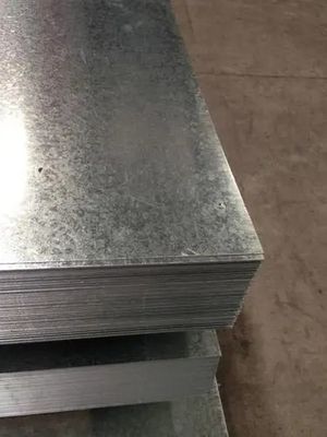 3-8 toneladas Peso de la bobina 2,5 mm 3 mm Placa de acero galvanizado 120 g ASTM A653 G235 Techo revestimiento placa GI