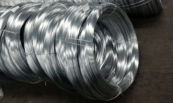Tolerancia personalizada Q195 Q235 alambre de acero galvanizado con 2,5 mm de diámetro y primer
