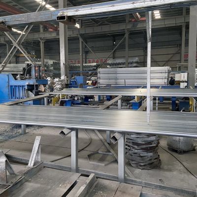 Q235B Q345 ST52 100*100 Tubo de acero galvanizado de 90 mm GI Cuadrado hueco redondo tubo soldado con técnica de laminado en frío