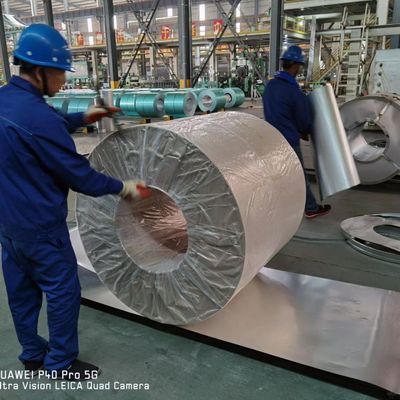 Plaka de acero de resistencia ASTM AISI JIS DIN GB Tamaños personalizados bobinas de acero galvanizadas por sumersión en caliente 0,35 mm espesor entrega rápida bobina GI