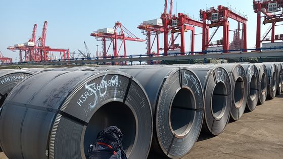 1250mm 1500mm Depilación en caliente de la hoja de bobina laminada en caliente con superficie lisa ASTM estándar de alta resistencia Negro Q195 Q235