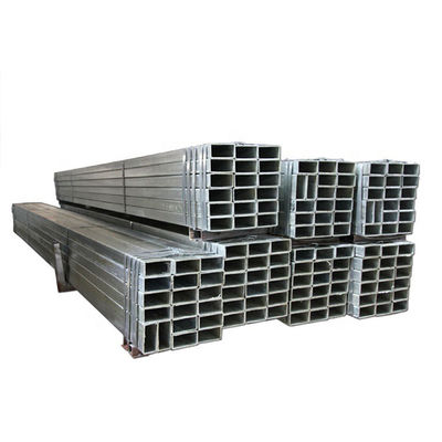 ASTM Gr60 A36 Q235 Q355 1045 Sch40 Forma de sección cuadrada Tubo de acero al carbono laminado en caliente con protección ligeramente engrasada